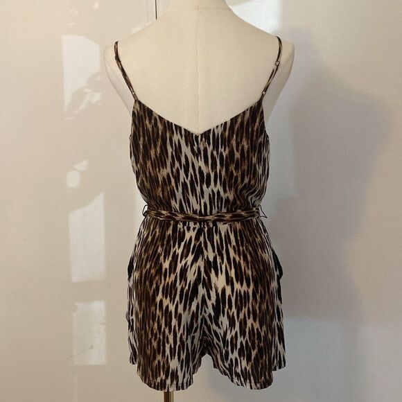 L'Agence Audra Sleeveless Leopard-Print Silk Romper Size 2 - Picture 8 of 15